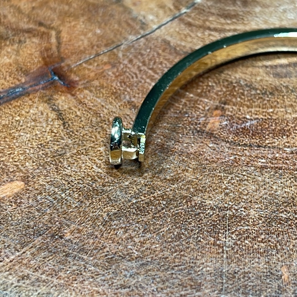 COACH SIGNATURE HINGED BANGLE - Picture 7 of 15